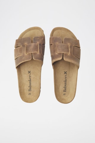 Mules en cuir 
Marron