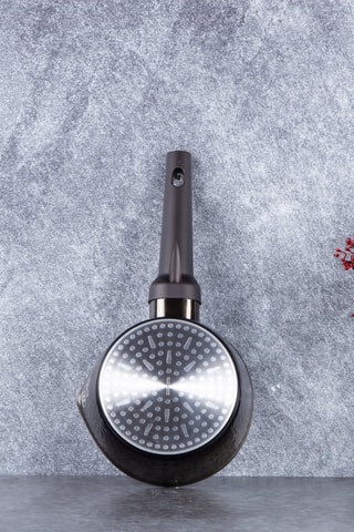 Cazo con revestimiento de titanio Primal Gloss Collection - 16 cm - 1200 ml