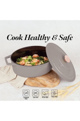 Cocotte ovalada de metal fundido Taupe Collection - 30 cm - 4,65 l