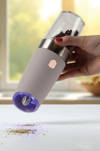 2 molinillos de sal y pimienta por gravedad