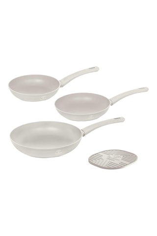 3 sartenes y 1 salvamanteles Matte Cream - 20 cm, 24 cm y 28 cm