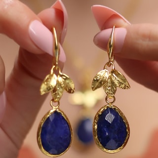 Conjunto colar e brincos - Latão banhado a ouro e safira