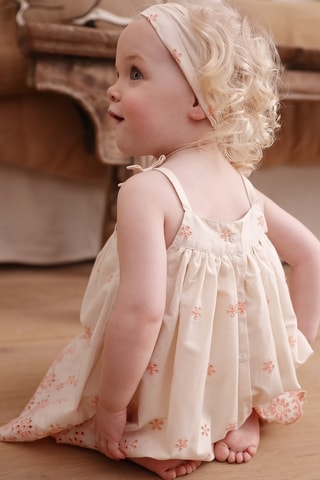 Vestido e fita - Cru e rosa