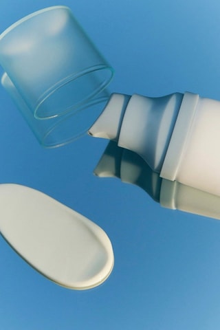 Zonneserum Water-Fit Hyalu-Cica met Centella Asiatica uit Madagaskar - 15 ml