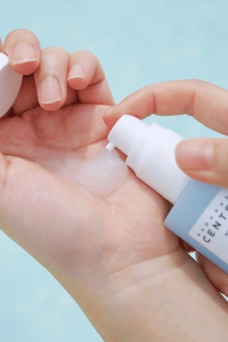 Sérum facial hyalu-cica Madagascar Centella - Peaux sensibles - 55 ml