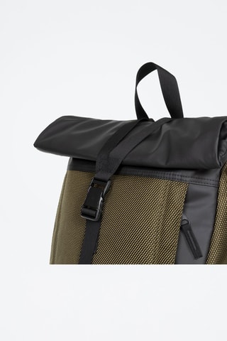 Mochila Tecum Roll - Negro y caqui