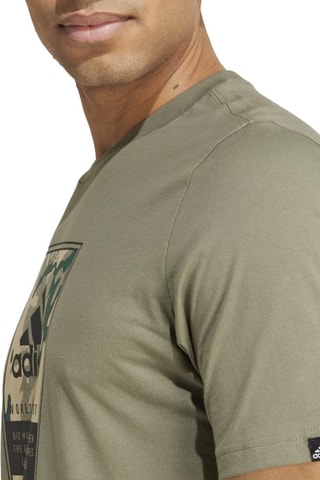 Camiseta Badge of Sport - Caqui