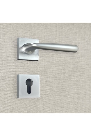 2 poignées de porte à cylindre Anita - 12,5 x 6,1 x 3 cm - aspect chrome mat