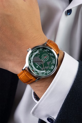 Montre à quartz en cuir - GMT - Boussole - Marron clair et argenté