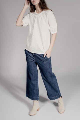 Blusa con bordado inglés Trada - Beige