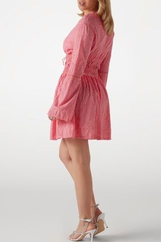 Robe patineuse en broderie anglaise - Corail