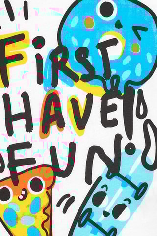 T-shirt First have fun - Wit