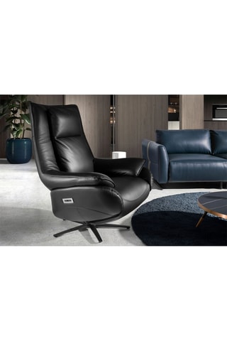 Cadeirão - Preto - Em couro