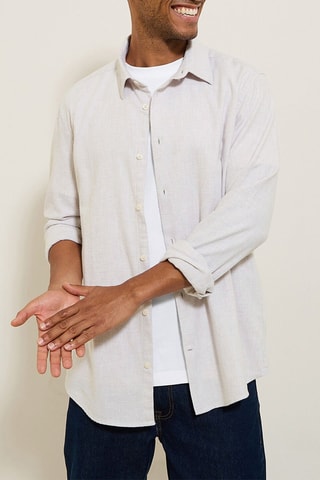 Camisa regular fit - Crudo