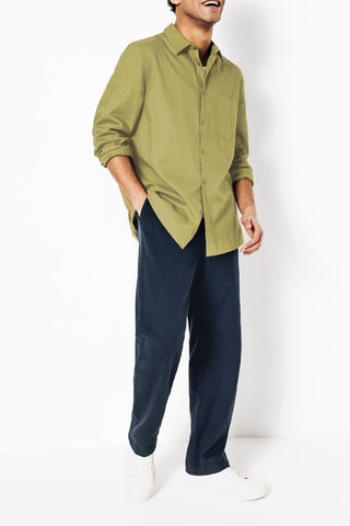 Camisa regular em linho - Verde-claro