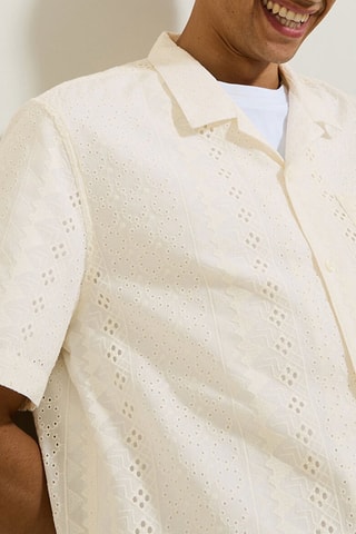 Camisa corta regular fit - Crudo