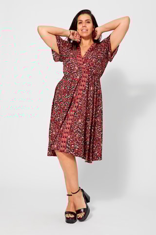 Vestido traçado - Preto, bege e vermelho