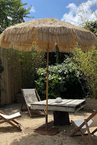 Sombrilla redonda con flecos y pata Hawai - Diámetro de la lona: 200 cm