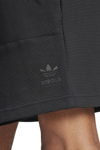 Short Essentials - Noir