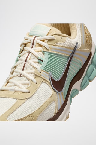 Nike Zoom Vomero 5 en cuir - Jaune