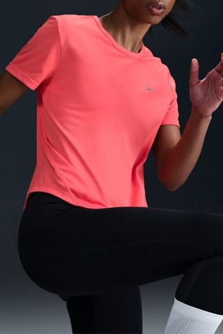 T-shirt de running - Saumon - Nike