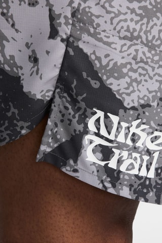 Short de running Stride - Gris et noir VISU