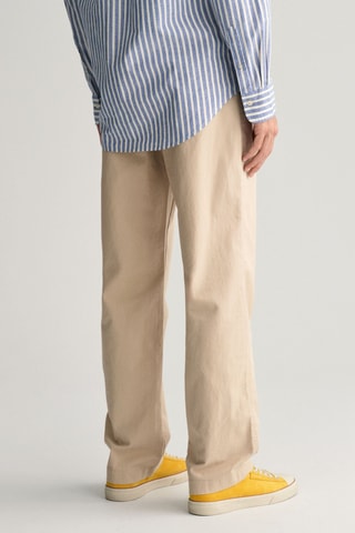 Pantaloni chino regular - Beige