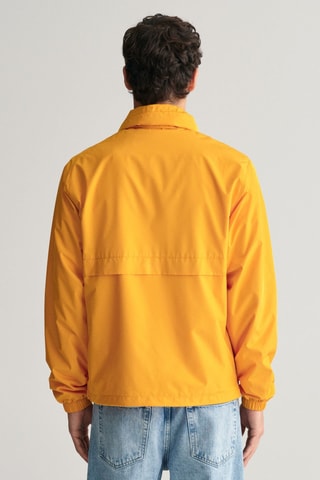 Giacca a vento regular con cappuccio - Senape