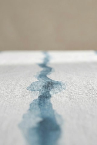 Toalha de mesa em resina anti-nódoas retangular Vera - Branco