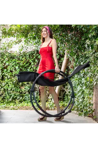 Chaise longue pliante à bascule orbitale