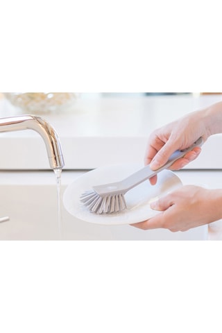 Brosse à vaisselle et éponge