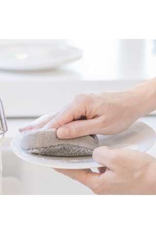 Brosse à vaisselle et éponge