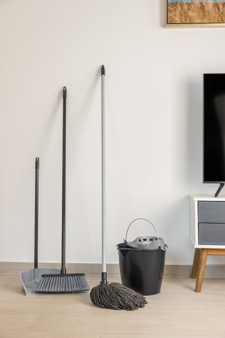 Balai - 30 x 7,5 x 14 cm