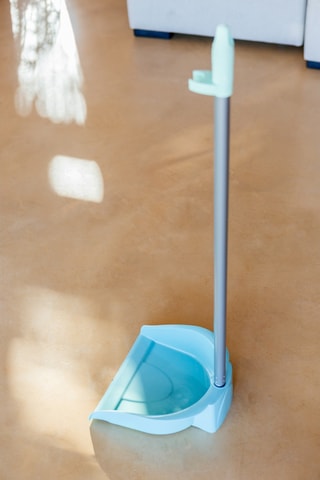 Pelle - 26 x 24 x 86 cm