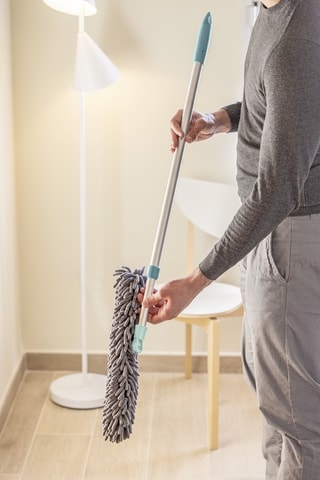 Balai - 37 x 6 x 139 cm