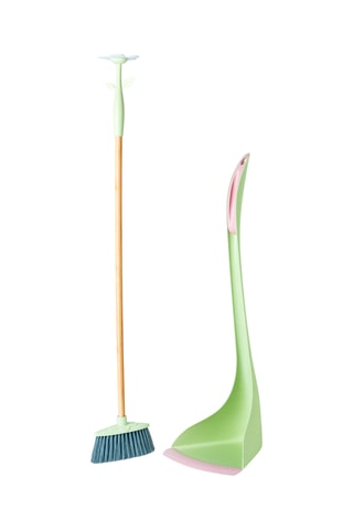Balai et pelle en bambou