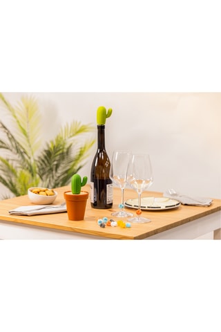 1 bouchon de bouteille à vin et 6 marque-verres en silicone