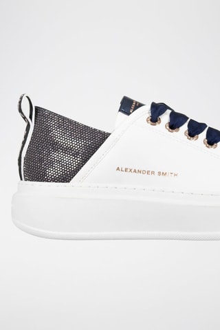 Baskets plateformes en cuir Wembley - Blanc, bleu et argenté