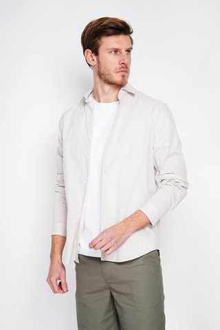 Camisa slim fit de lino - Beige