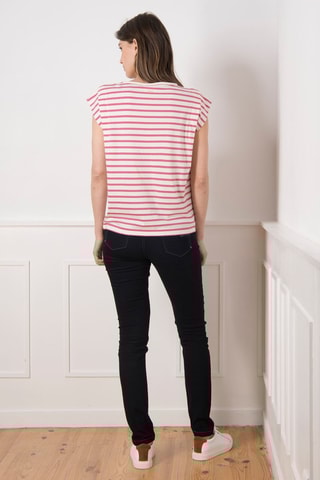 Camiseta - Blanco y rosa