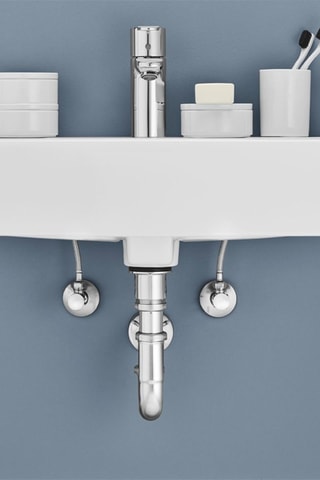 Grifo de parada en escuadra 1/2''