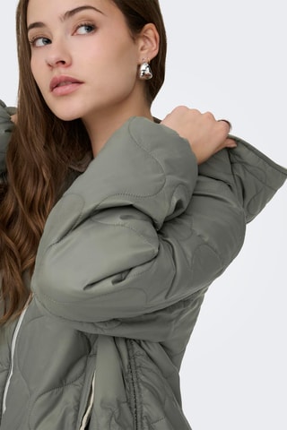 Doudoune à capuche - Vert olive