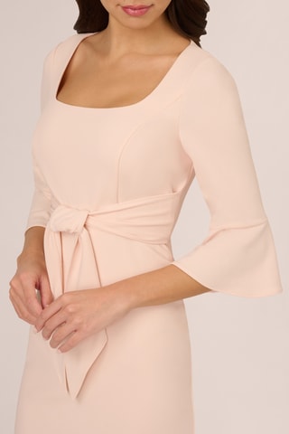 Nauwaansluitende Jurk - Beige