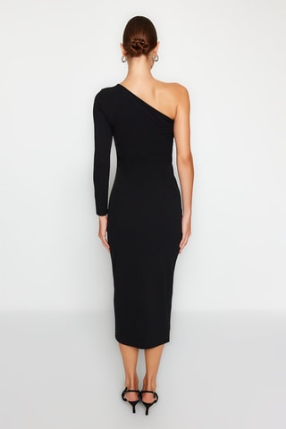 Vestido assimétrico Preto