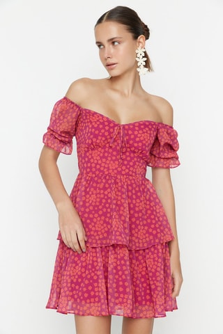 Vestido com folhos - Fúcsia