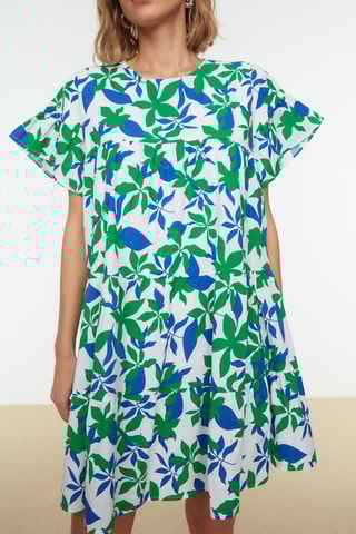 Vestido trapézio Cru e laranja