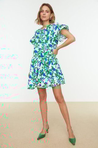 Vestido trapézio Cru e laranja