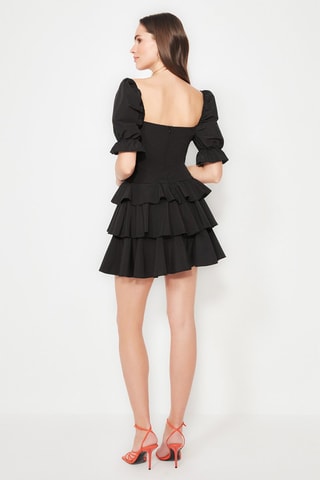 Vestido com folhos - Preto