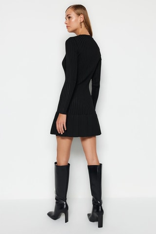 Vestido com folhos - Preto