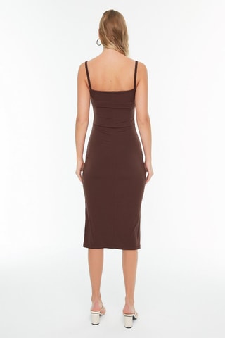 Vestido justo Castanho